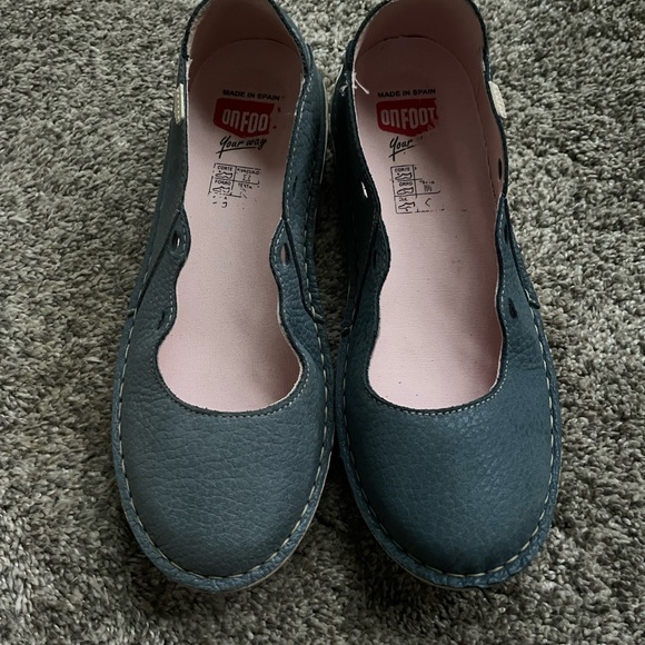 ONFOOT your way Blue Flats - Picture 1 of 9